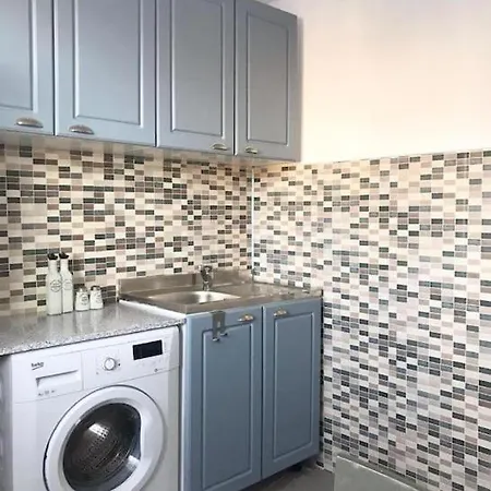 Joy Victoriei 7e-30 2 * טימישוארה